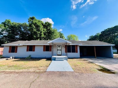 /international/us/2402-nash-ave-marion-ar-110107604037/