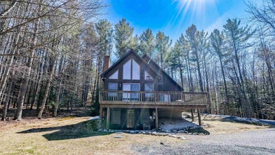 /international/us/48-holly-lane-ludlow-vt-110107224983/