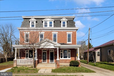 /international/us/519-summit-avenue-hagerstown-md-110106851361/