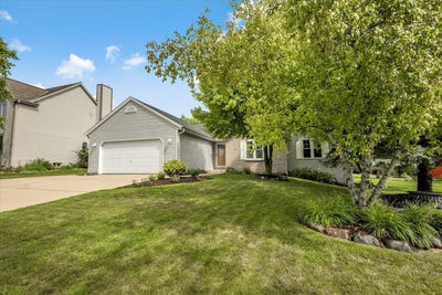 /international/us/4006-w-forest-hill-ave-franklin-wi-110101122365/