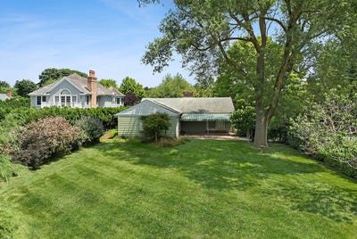 /international/us/57-old-town-rd-southampton-ny-110100817633/