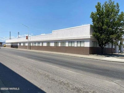 /international/us/102-n-wapato-ave-wapato-wa-110105330508/