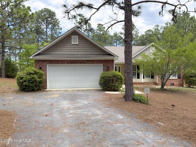 /international/us/148-deerwood-lane-pinehurst-nc-110107697727/