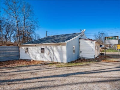 /international/us/612-s-state-street-crooksville-oh-110104815285/