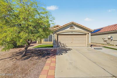 /international/us/15808-n-138th-lane-surprise-az-110120017292/