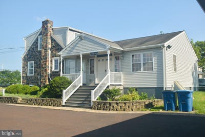 /international/us/940-s-west-end-boulevard-quakertown-pa-110097667774/