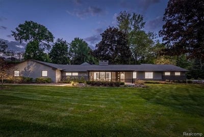 /international/us/3885-oakland-drive-bloomfield-hills-mi-110108626266/