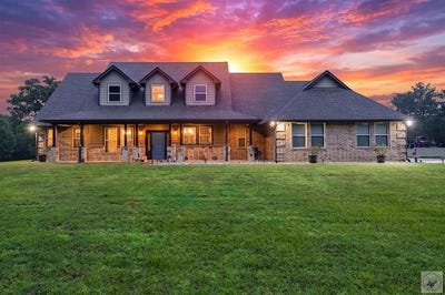 /international/us/1408-pine-wilderness-dr-queen-city-tx-110107953714/