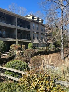 /international/us/125-wood-lake-drive-athens-ga-110105920564/