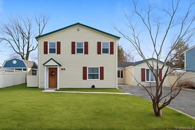 /international/us/2114-prospect-avenue-east-meadow-ny-110104103595/