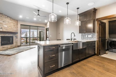 /international/us/14481-n-bronte-court-kamas-ut-110108357727/