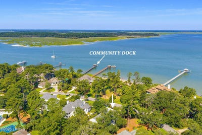 /international/us/12-charlesfort-place-hilton-head-island-sc-110109916893/