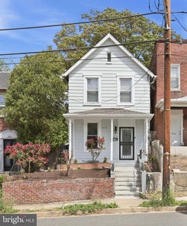 /international/us/2210-bryan-pl-se-washington-dc-110107908423/