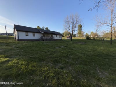 /international/us/186-blakemore-ln-smithfield-ky-110107797889/