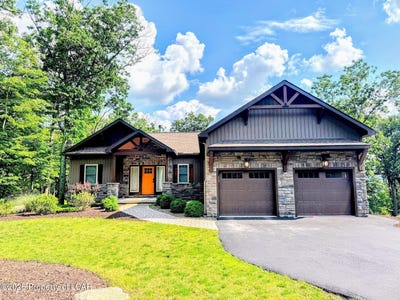 /international/us/728-turnberry-lane-hazleton-pa-110109158918/