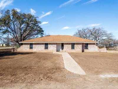 /international/us/401-n-avenue-e-cross-plains-tx-110097801783/