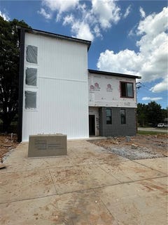 /international/us/2601-w-bonnie-ln-rogers-ar-110099598435/
