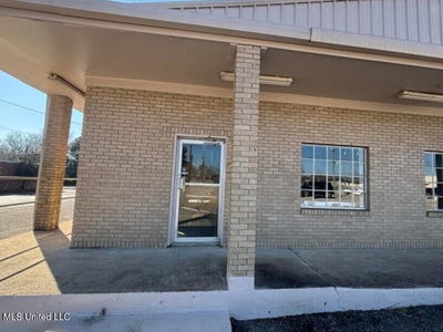 /international/us/120-2nd-street-lot-b-lumberton-ms-110105728696/