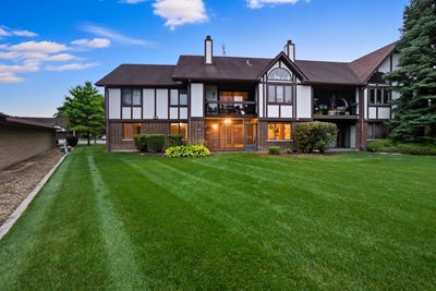 /international/us/6740-180th-street-tinley-park-il-110106271887/
