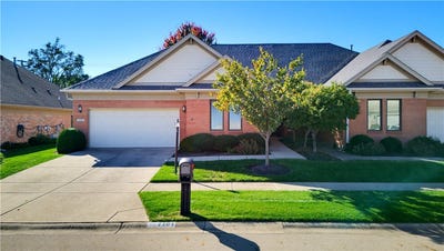 /international/us/7101-salem-crossing-place-englewood-oh-110120422926/