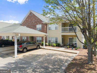 /international/us/1015-holly-drive-gainesville-ga-110107287323/