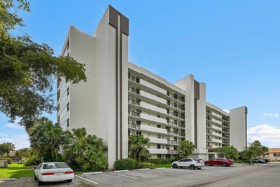 /international/us/1266-s-military-trail-deerfield-beach-fl-110107345078/