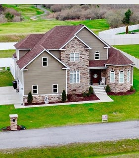 /international/us/62-royal-melbourne-lane-jenkins-ky-110103571452/