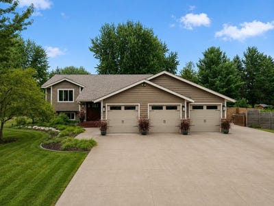 /international/us/947-sherman-road-hudson-wi-110120096343/