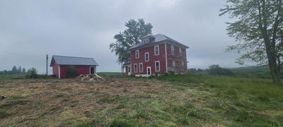 /international/us/350-pole-line-road-postville-ia-110101092869/