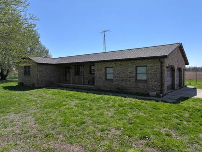 /international/us/8907-n-1400-blvd-mt-carmel-il-110105050505/