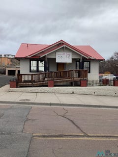 /international/us/107-w-green-avenue-gallup-nm-110106983079/
