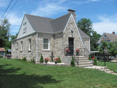 /international/us/115-n-harlin-drive-west-plains-mo-110107883364/