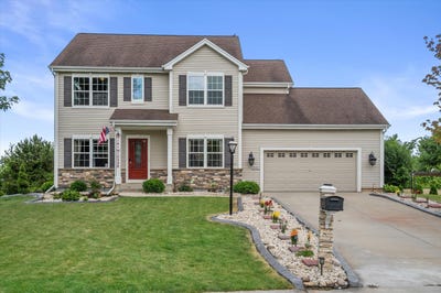 /international/us/w141n10538-wooded-hills-dr-germantown-wi-110109065163/