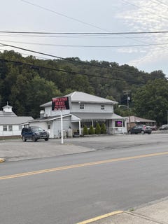 /international/us/1611-1615-e-main-street-cumberland-ky-110102326247/