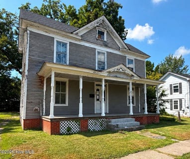 /international/us/307-e-broad-street-elizabeth-city-nc-110119984687/