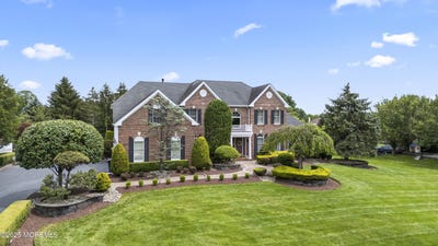 /international/us/59-country-view-drive-freehold-nj-110101065191/