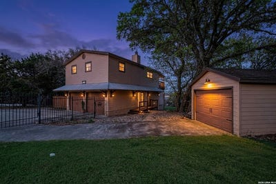 /international/us/1512-skyline-canyon-lake-tx-110106701208/