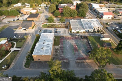 /international/us/16-jackson-zebulon-ga-110095405635/