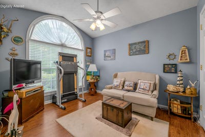 /international/us/116-sturbridge-lane-winchester-ky-110108237542/