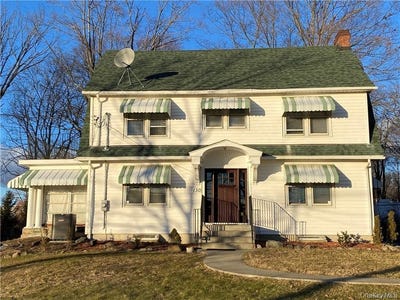 /international/us/130-route-17k-newburgh-ny-110108438582/