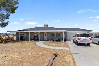/international/us/16915-bellaire-avenue-north-edwards-ca-110108350626/