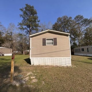 /international/us/121-elijah-hill-lane-thomasville-ga-110106313534/