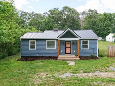 /international/us/2207-east-side-hwy-crimora-va-110100592208/