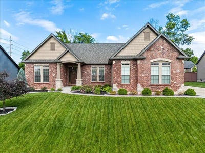 /international/us/2604-center-avenue-wildwood-mo-110099818897/