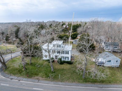 /international/us/21-locust-road-eastham-ma-110106144199/