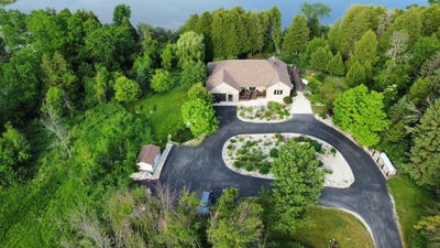 /international/us/658-n-forest-dr-forestville-wi-110099728972/?lang=zh-tw