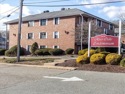 /international/us/360-neponset-street-canton-ma-110109120992/