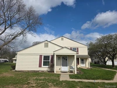 /international/us/2831-glenwood-court-orion-twp-mi-110105270956/