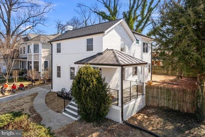 /international/us/5224-28th-street-n-arlington-va-110108477693/