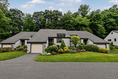 /international/us/334-heritage-hills-somers-ny-110108999565/